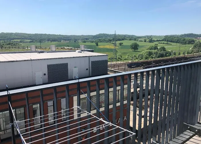 Bright, Modernized At Belval Daire *